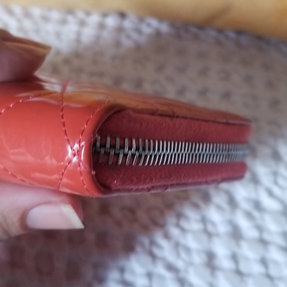 Authentic Chanel wallet - Picture 6 of 12